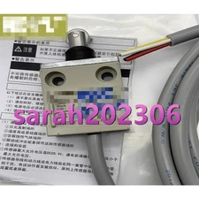1PCS NEW D4C-3224 Sensor #TT