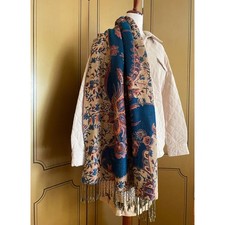 Vintage reversible scarf with fringes and gold threads