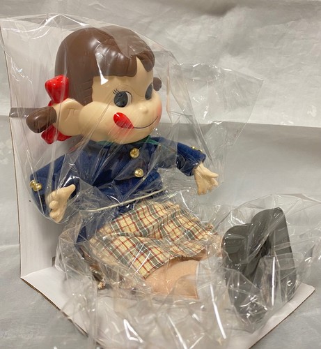 Dressy Peko-Chan vintage Doll Figure Fujiya 2004 - Picture 2 of 6