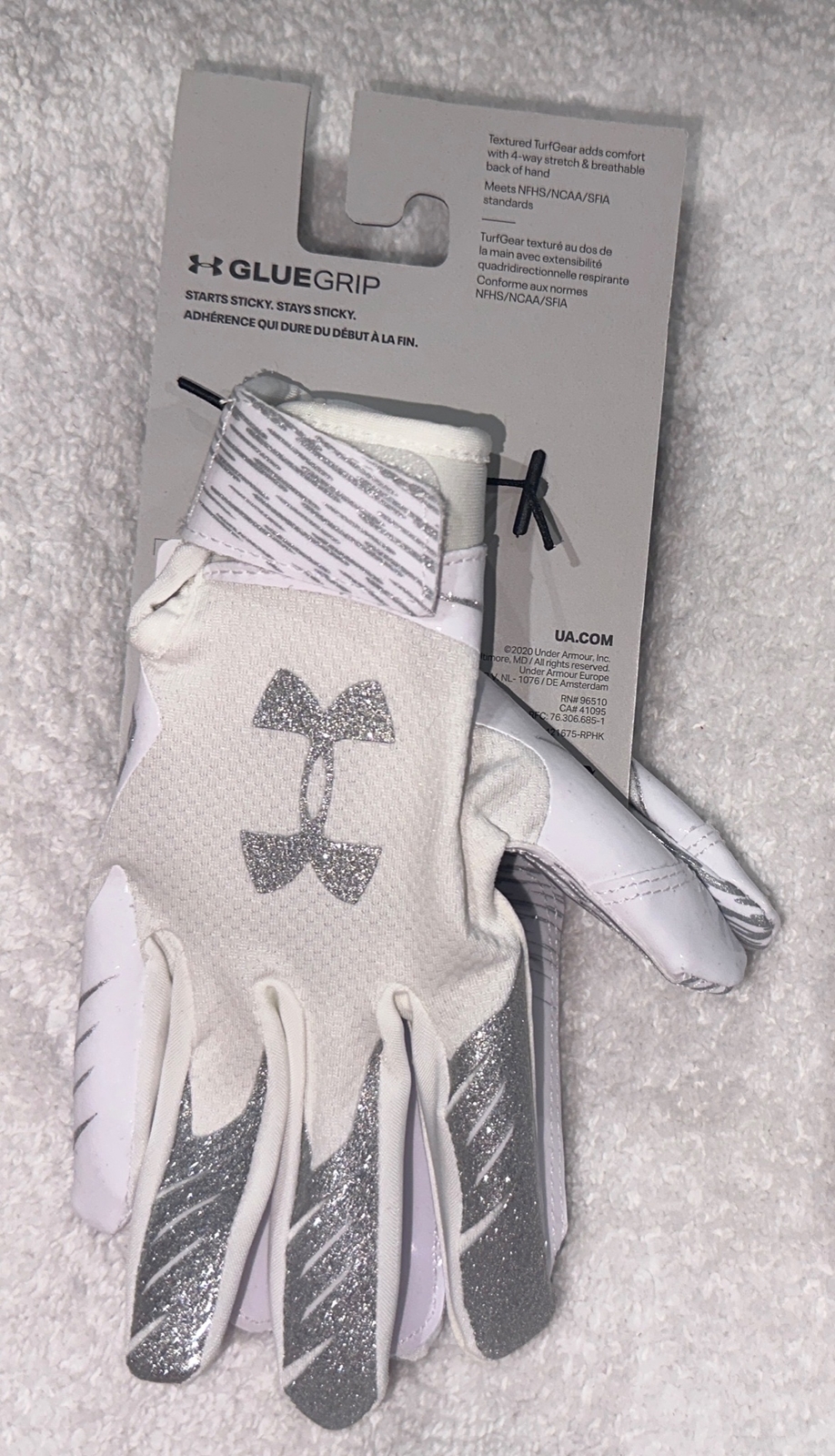 UNDER ARMOUR F7 Advanced Skill Player White Silver Football Gloves
