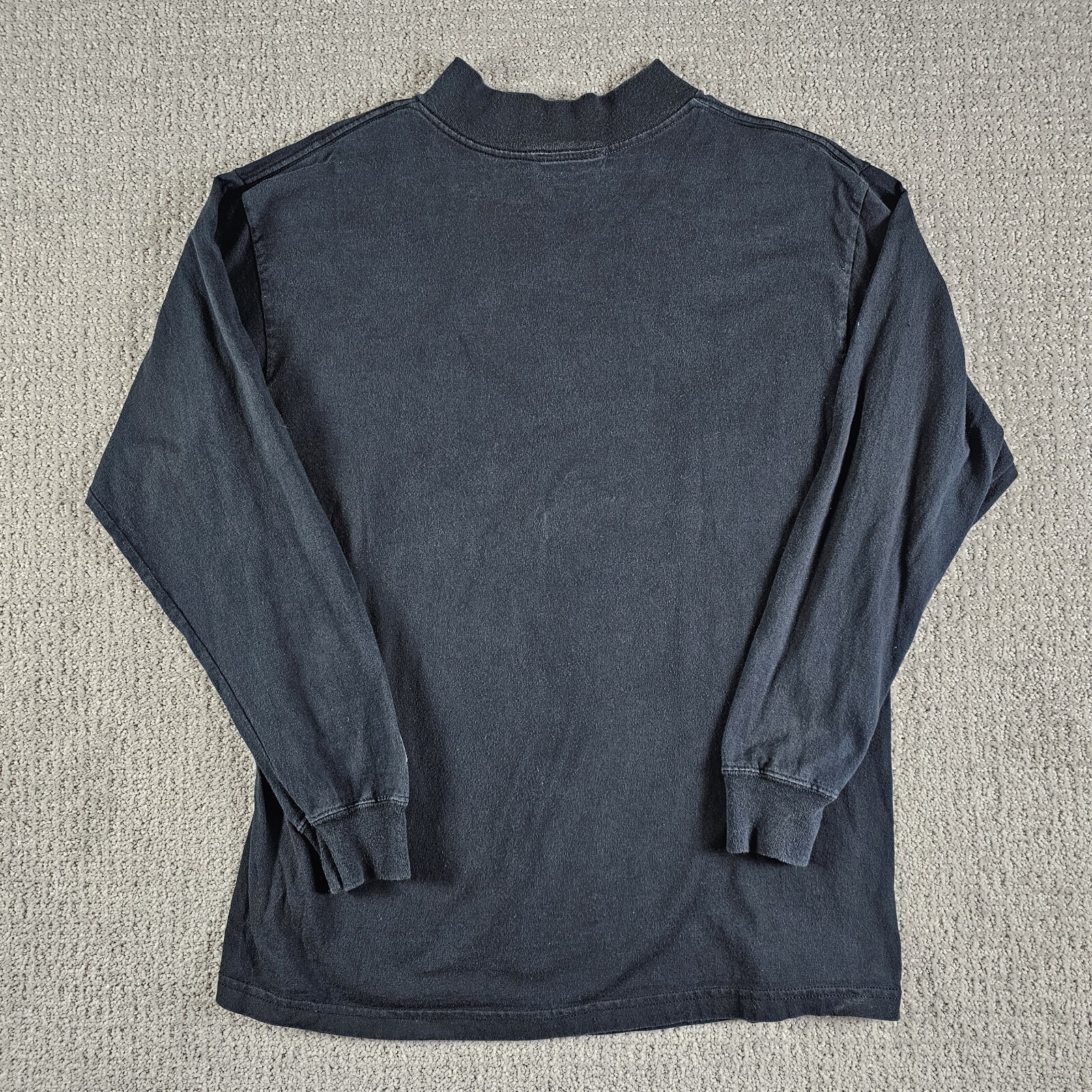 Vintage 90's Reebok Buccaneers Sleeve Black/Red Medium Mock Neck VTG T-Shirt thumbnail 3