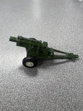LOT OF 2 Vintage 1970  s Tootsietoy Howitzer Army Artillery Cannon  Figures