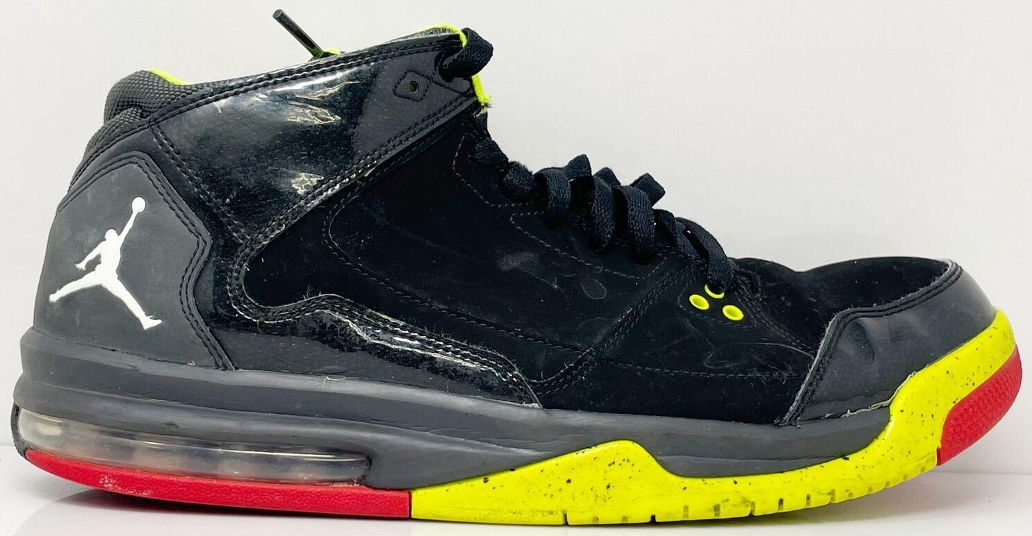 black and green jordan flights