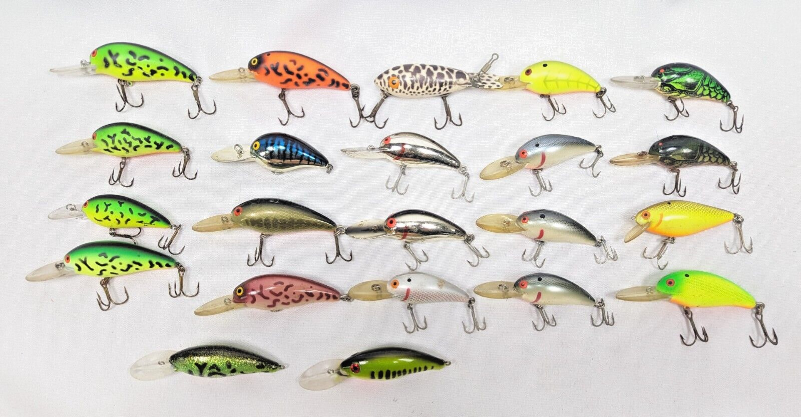 Huge Lot of used Bombers &More Lipped Crankbait Topwater Lures 22 Baits - Image 2