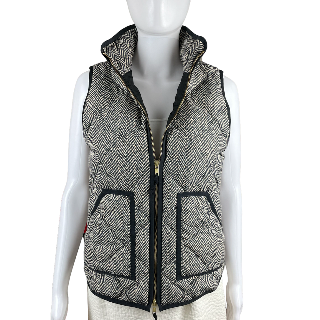 Crew Factory Quilted Herringbone Puffer Vest in Black White