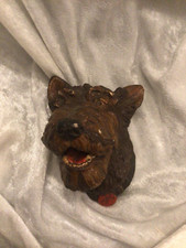 Scotty wall hanger - "MAC - plaster of paris