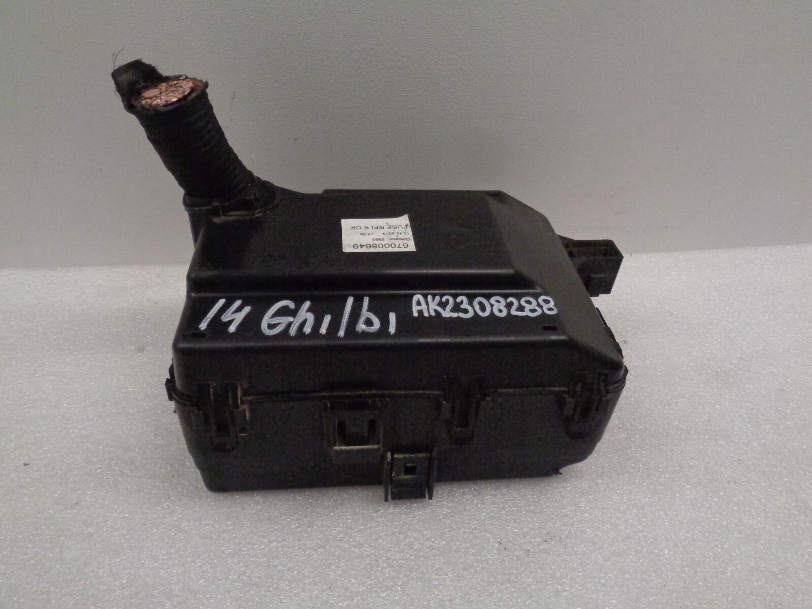 2014-2017 Maserati Ghibli Engine Fuse Box Battery Relay Assembly OEM AK2308288