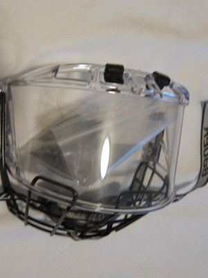 Bauer Hybrid Face Shield/Mask - M90 TYPE 1 / 920mm - NEW