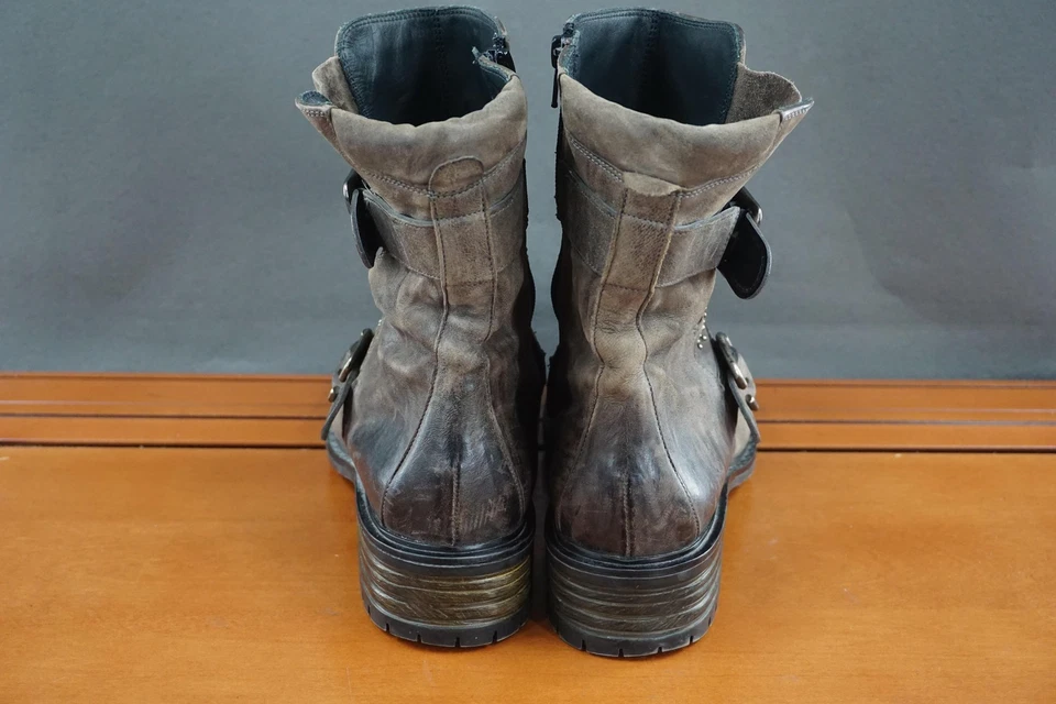 Paul Green Boots Womens Size 10 Gray Leather Studded Moto Buckle Side Zip - Image 4 of 4