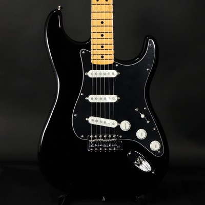 Fender ISHIBASHI FSR MIJ Traditional 70s Stratocaster Maple 