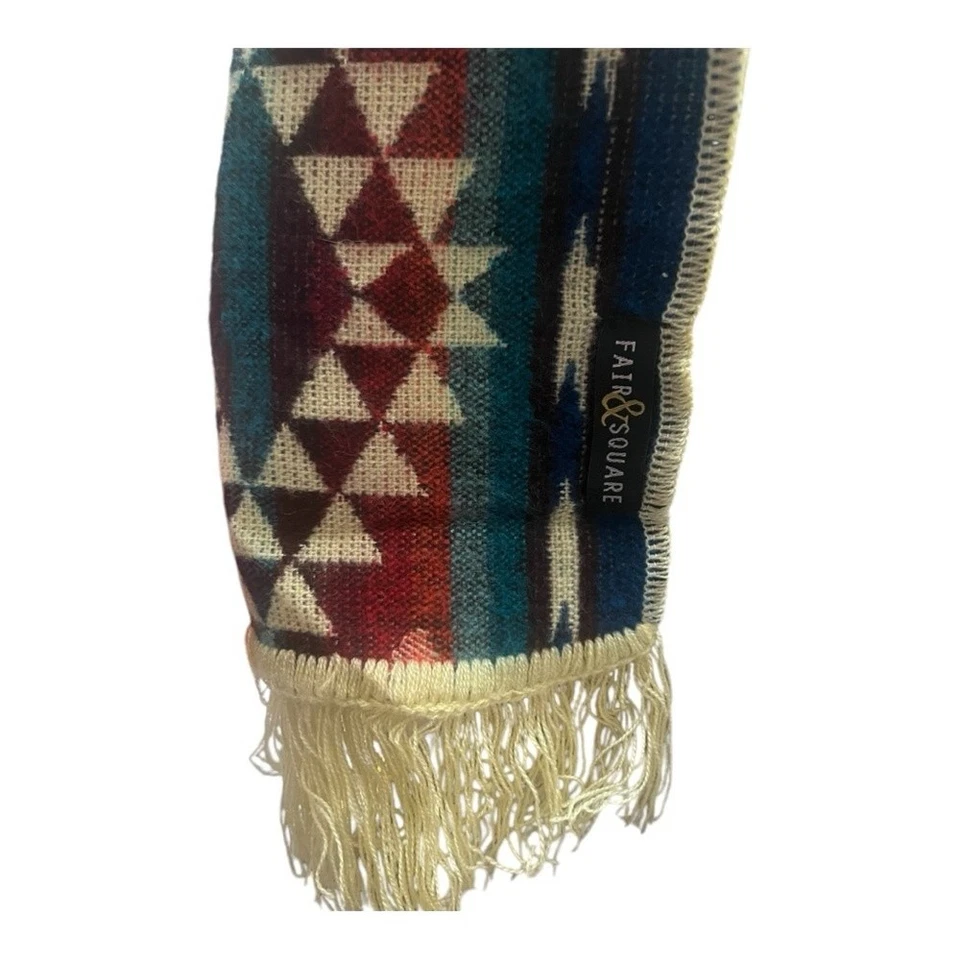 Bufanda multicolor estampado azteca empresa de ropa ecuatoriana feria y cuadrada vintage Foto 2 de 4