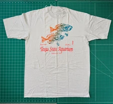 DINAH BOWMAN FISH PRINT T-Shirt L Gray NWI GYOTAKU SNAPPER TX STATE AQUARIUM