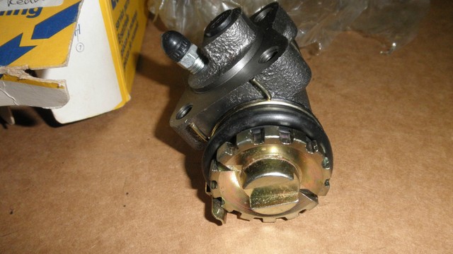 Toyota 81380 60020