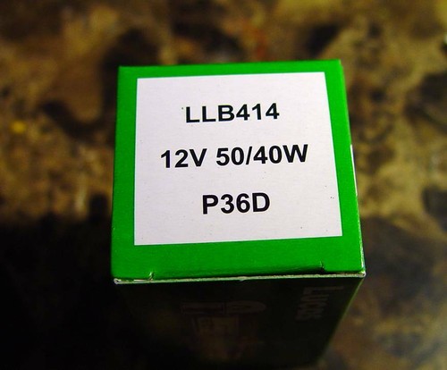 BSA, Triumph, Norton, LUCAS, OIF, Headlight BULB # 414, Hi Low Beam, 12v 50/40W - Picture 2 of 8