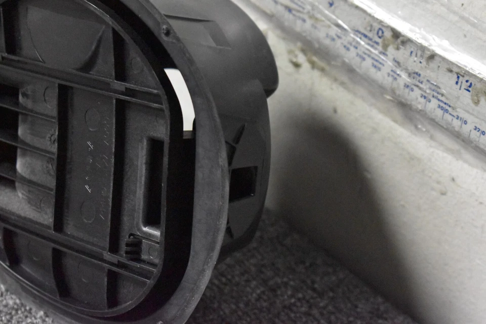 Adaptador base ACURA MDX 2007-2013 llenado de combustible OEM de fábrica Foto 2 de 4