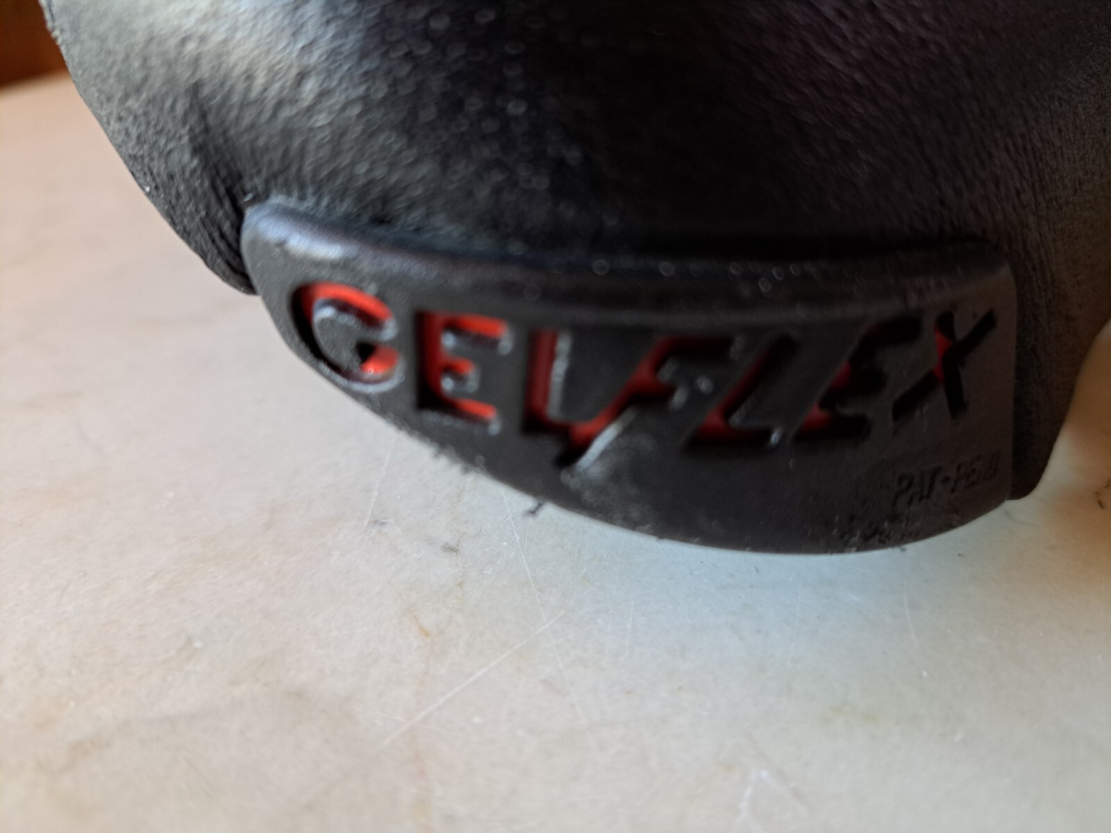 VINTAGE AVOCET GELFLEX MOUNTAIN M30 BICYCLE SEAT SADDLE BLACK eBay