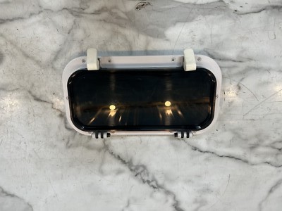 95 Four Winns 258 Vista Boat small rectangular hatch window