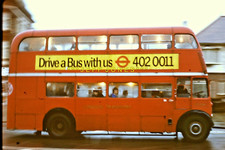 ORIGINAL 35mm SLIDE 10492-LondonBuses RT2541 LYF190 *RT LAST DAYS* Barking6.4.79