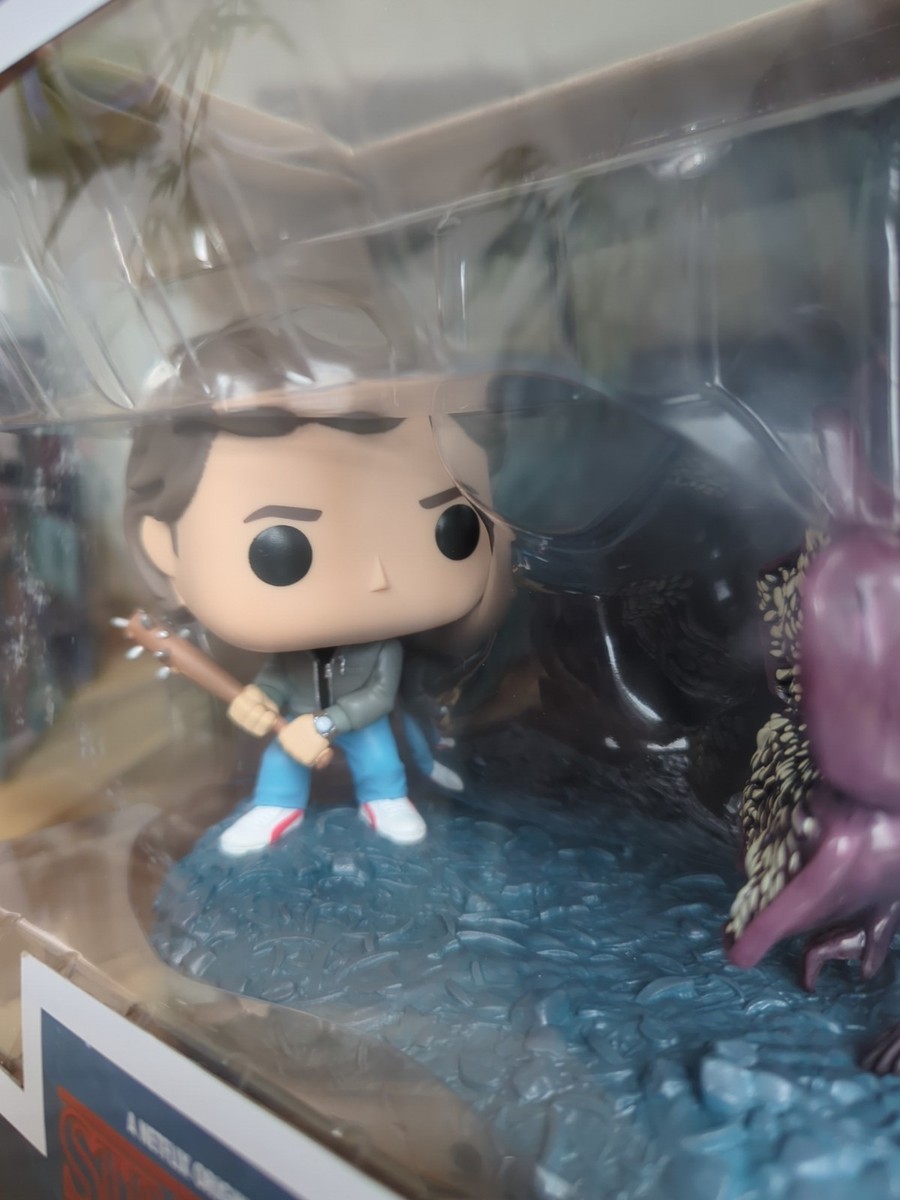 Funko Pop! Moments: Stranger Things - Steve and Demodog #728 Funko Pop! Moments: Stranger Things - Steve and Demodog #728