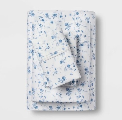 Twin/Twin XL 400 Thread Count Cotton Sheet Set White/Blue Floral - Threshold