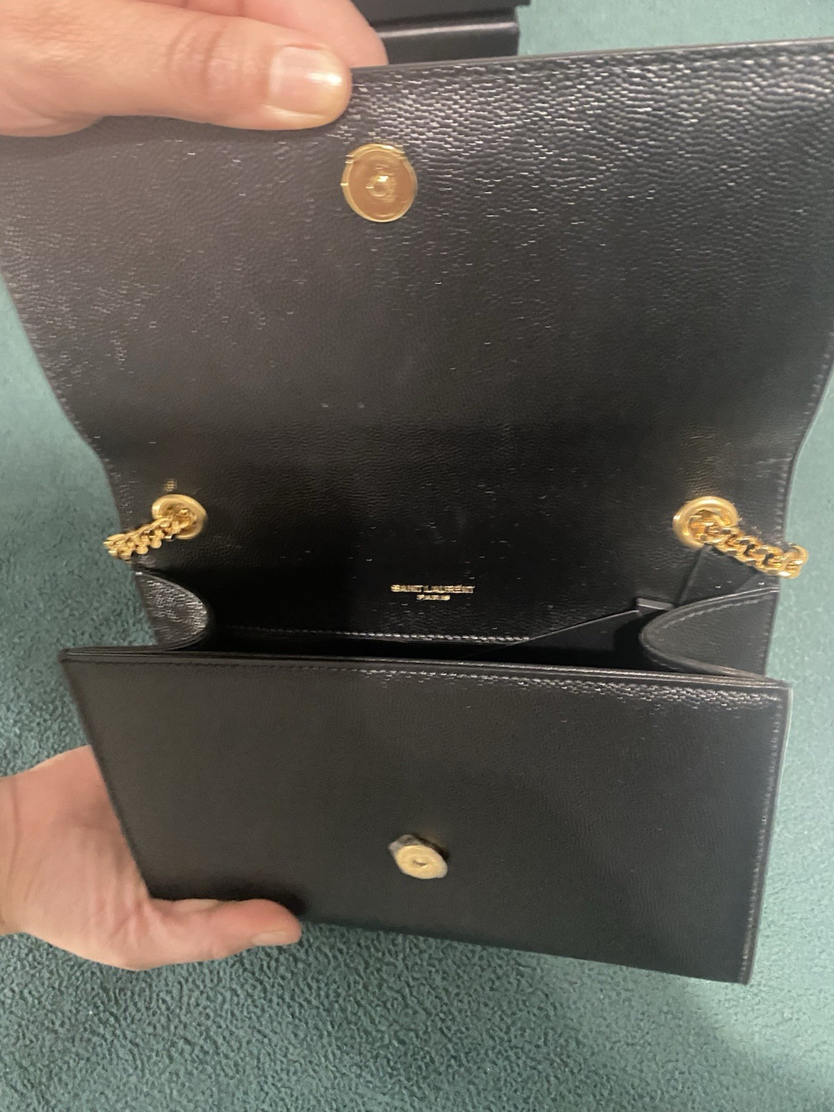 SAINT LAURENT KATE SMALL IN GRAIN DE POUDRE PELLE GOFFRATA NERO