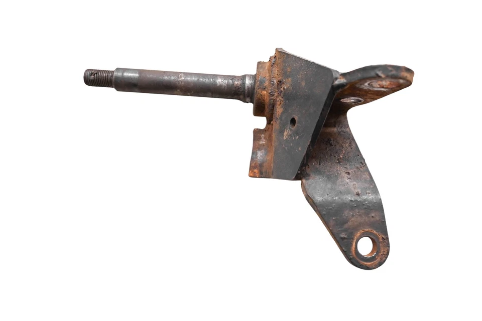 87 Polaris Cyclone 250X 2x4 Front Left Spindle Knuckle - Image 2 of 4