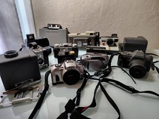 UNTESTED Lot of 13 Vintage Polaroid Cameras Canon Pentax Kodak Alpex Brownie