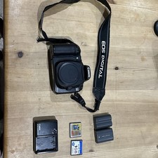 CANON EOS 20D DSLR Camera Bundle #932