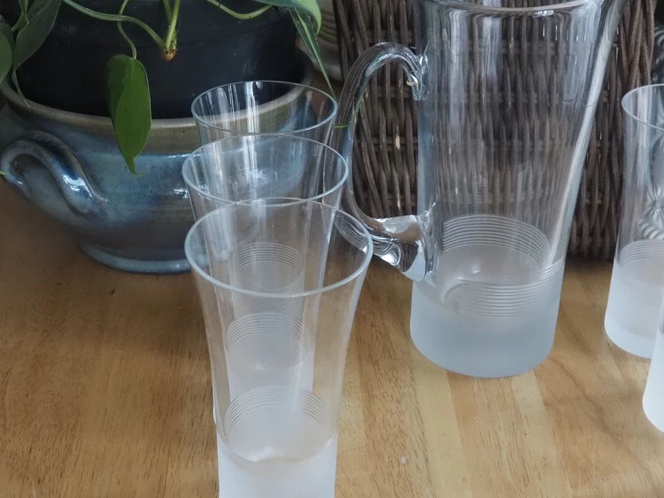 Service 7 pièces à Orangeade de luxe  1950, en verre avec sa carafe à anse. TBE - Photo 2/4