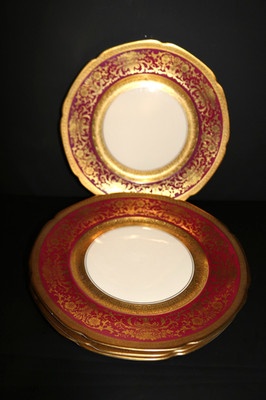 (4) Vtg 1930's Believed Black Knight Maroon Gold Fancy Dinner Plates (Eldorado?)
