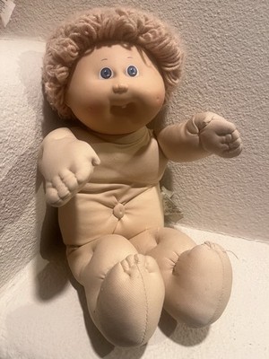 Cabbage Patch Kid 1978/82, Blue Eyes, Tooth, Dimples, Flushed Cheeks