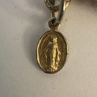 VTG Red Star Rhinestone Virgin Mary Miraculous Medal Gold Tone Pendant — photo 4