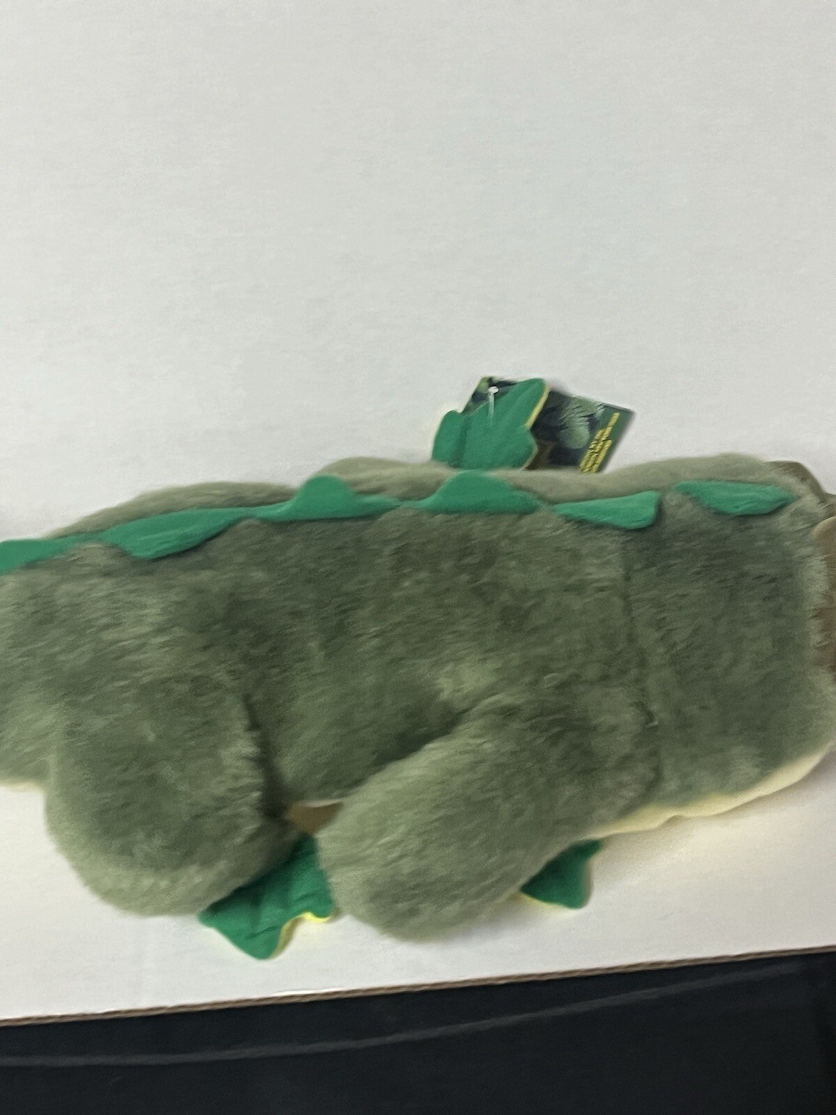 Iguana Lizard Reptile Puppet Hosung Brand Plush w/Tags 1997