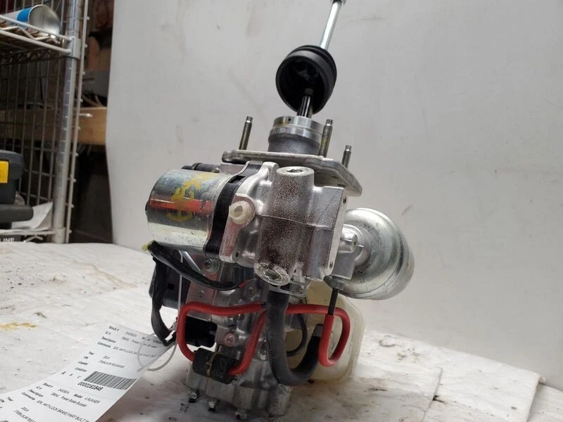 Conjunto de bomba de refuerzo de freno antibloqueo Toyota 4Runner 2010-2019 OEM Foto 2 de 4