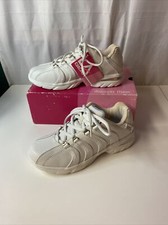 Vintage Women s LA Gear Mariah Walking Shoes White Silver Trim Size 7