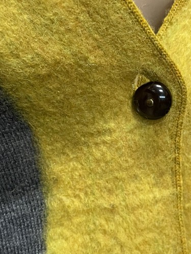Vintage CHARLIE & ROBIN 100% wool V-neck cardigan - Picture 3 of 5