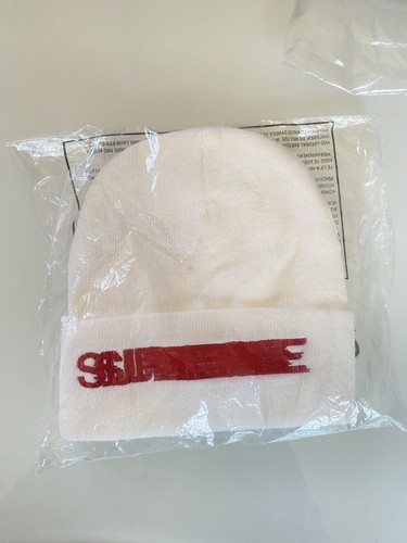 NWT Supreme Motion Logo Beanie SS20 White And Red OS FREE SHIPPING!