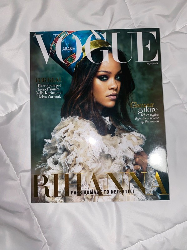 RIHANNA - VOGUE ARABIA MAGAZINE - NOVEMBER 2017 - NEFERTITI - BRAND NEW