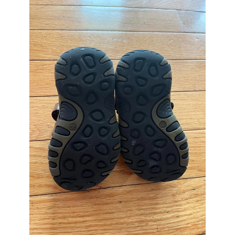 Umi Sandalias Pescador Marrón Talla 20 (5) Perfecto Estado Sin Usar Foto 2 de 4