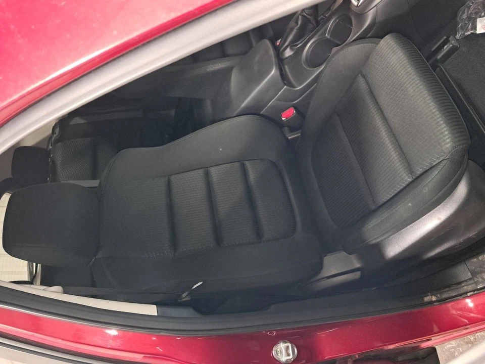 2014 MAZDA CX-5 Used Black Seat Belt & Retractor Passenger - No Buckle Foto 3 de 4