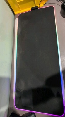 Razer Strider Chroma Hybrid Gaming Mouse Mat RGB Used Read Description 