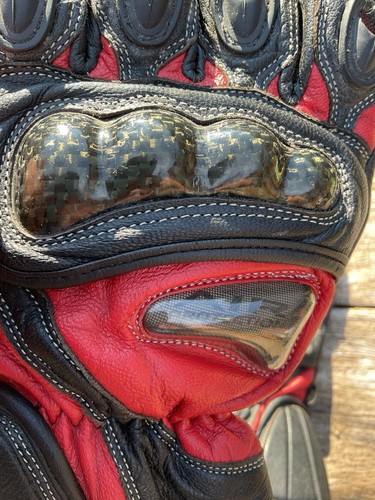 Motorcycle Gloves Leather Black And Red Large Size 10 U.K.. - Picture 4 of 5