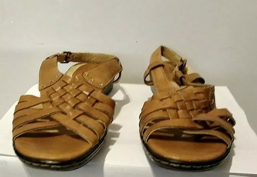 Softspots Leather Woven Sandals Womens Size 8.5M. Excellent Pre-owned condition - Picture 2 of 6