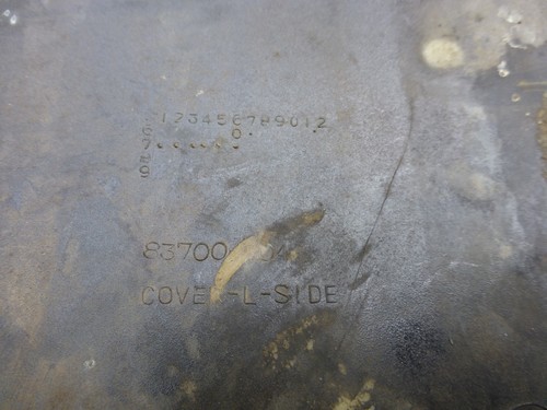 Honda 550 FOUR Black LEFT Side Cover Battery Cover CB550K 83700-404 - Picture 7 of 8