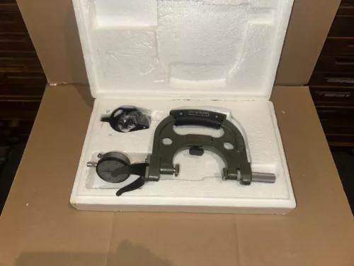 MITUTOYO SNAP GAGE 2-3"  NO. 201-153  INDICATOR