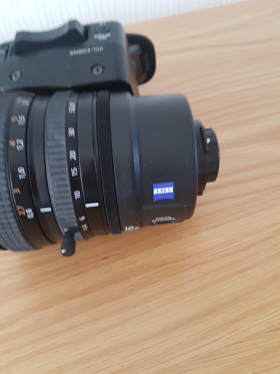 Carl Zeiss Vario-Sonnar T* レンズ F1.8 Carl Zeiss Vario-Sonnar T*