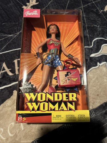 Barbie Puppe Barbie als Wonder Woman Mattel 2003 Neu