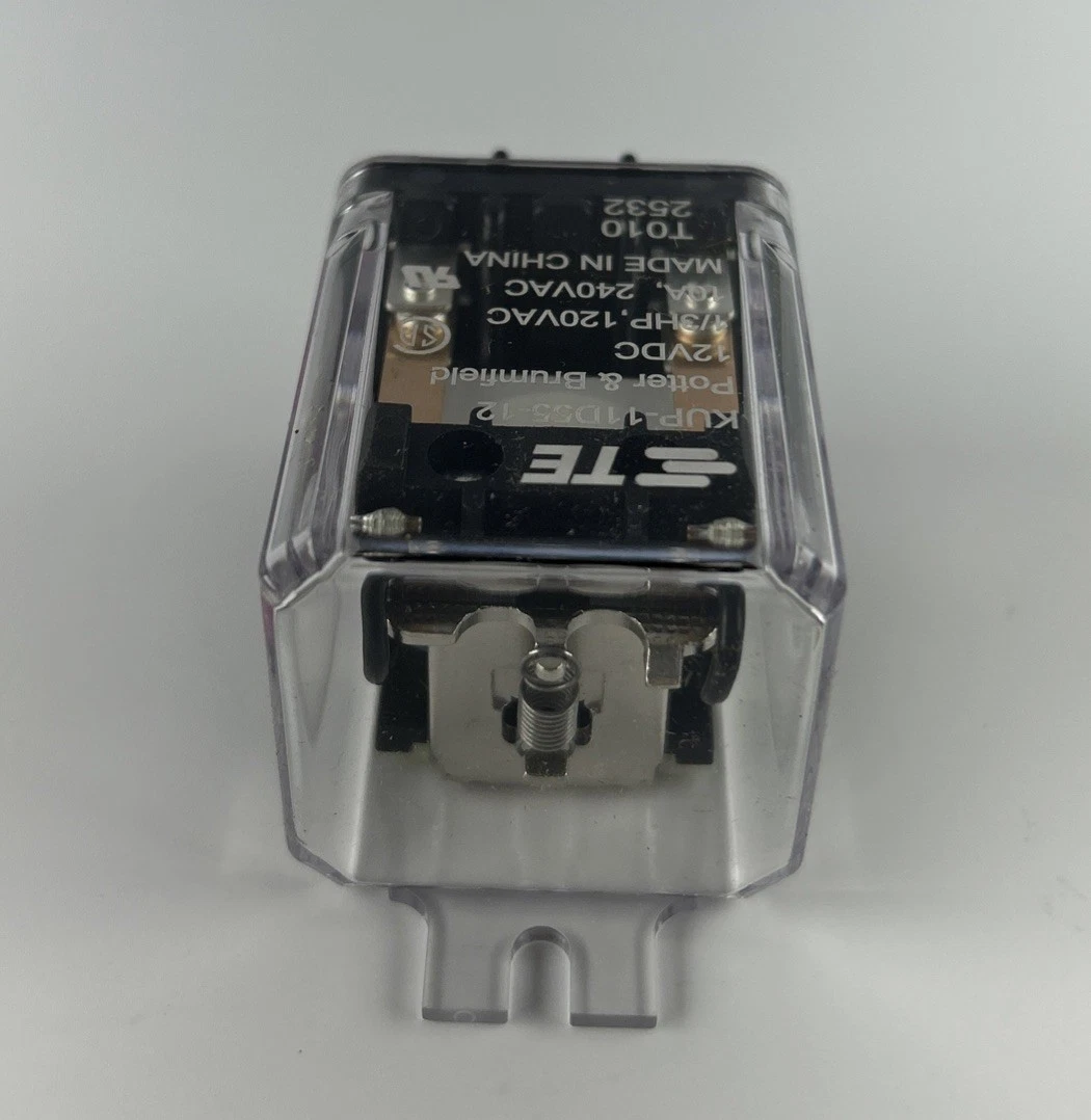 Generac G063617 Panel Relay 12VDC DPDT 10A @ 240V foto 3