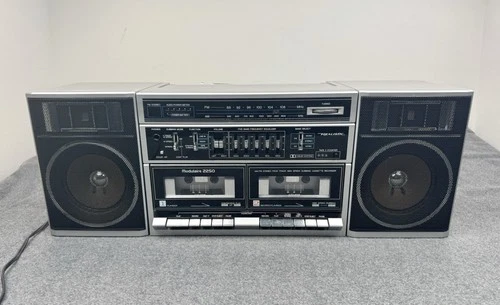 Realistic Modulaire 2250 Boom Box Tested 80's Vintage Cassette Player