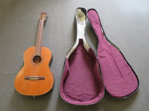 Alvarez 5001 Hand Made Classical Acoustic Guitar MIJ with Case